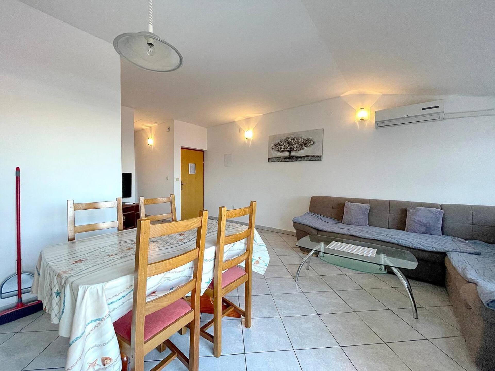 Apartments Capic Z Baska  Exterior photo