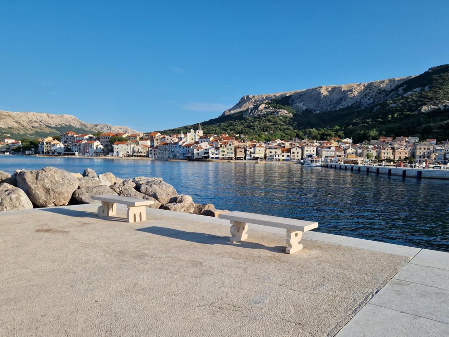 Apartments Capic Z Baska  Exterior photo